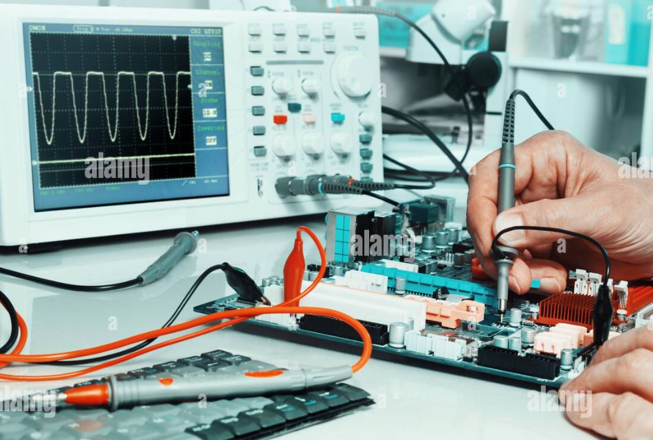 Оборудование для контроля качества и электробезопасности.